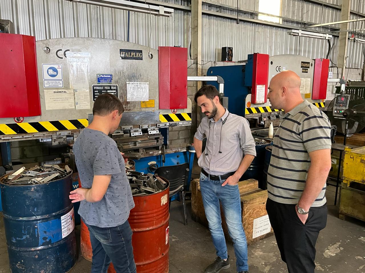 AIM ROSARIO AIM ROSARIO