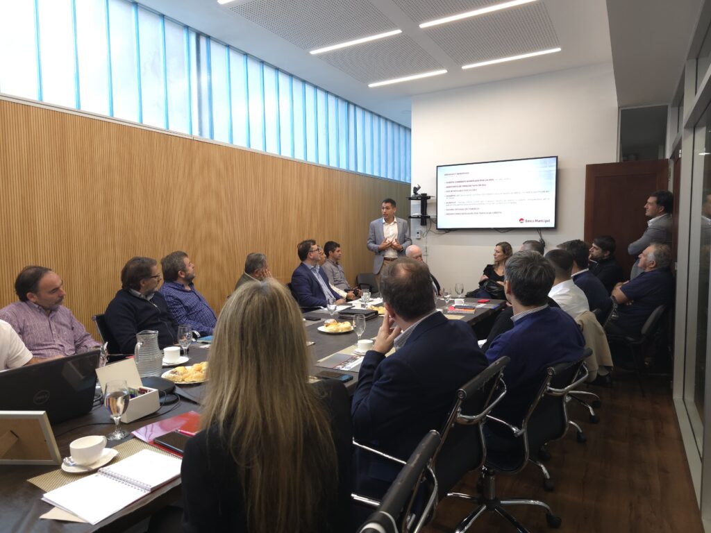 Encuentro con empresas del sector frío y congelados en AIM Rosario